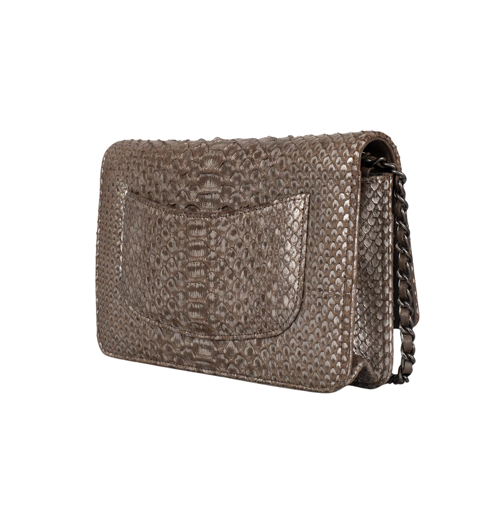 CHANEL Wallet on Chain