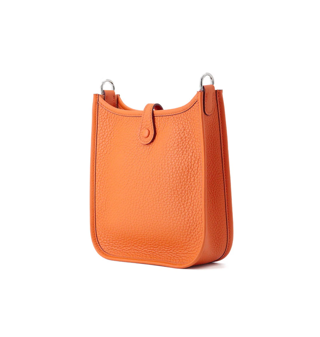 HERMES Evelyne Long Feu Taurillon Clemence Size TPM